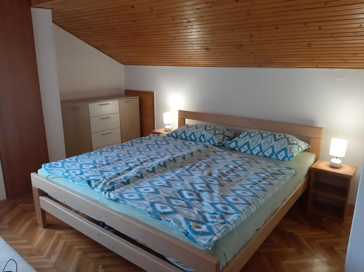 Apartment Lucija ドラマリ エクステリア 写真